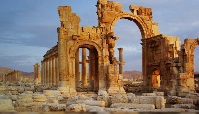 بالصور : تعرف على مدينة تدمر الأثرية السورية